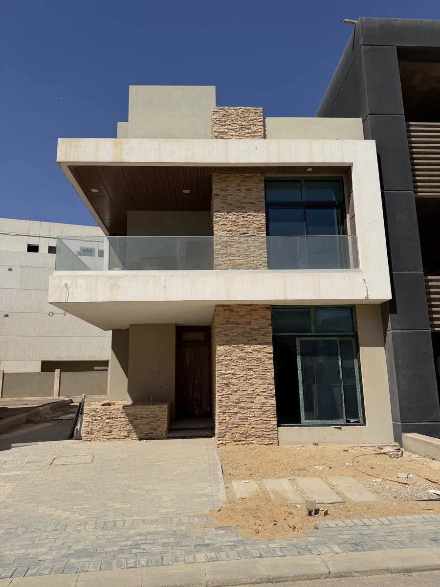 Private Villa | Midtown